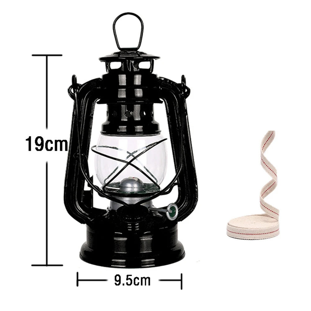 Retro Camping Lantern – Classic Kerosene Light for Campsites