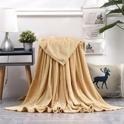 Coral Fleece Blanket – Soft Warm Throw for Travel & Picnic