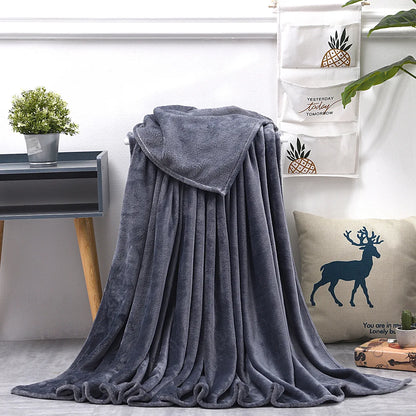Coral Fleece Blanket – Soft Warm Throw for Travel & Picnic