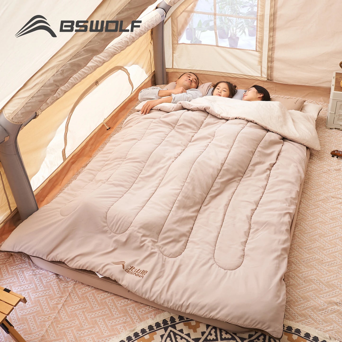2 Person Camping Sleeping Bag – Detachable Warm Design