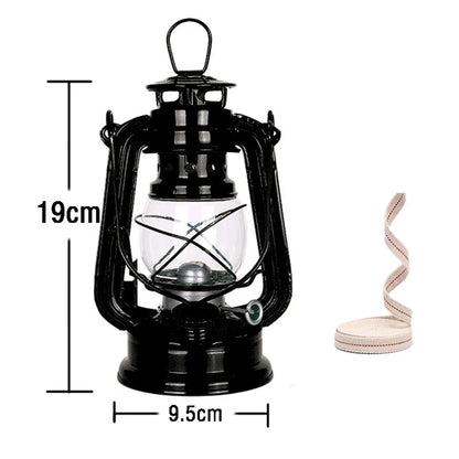 Retro Camping Lantern – Classic Kerosene Light for Campsites