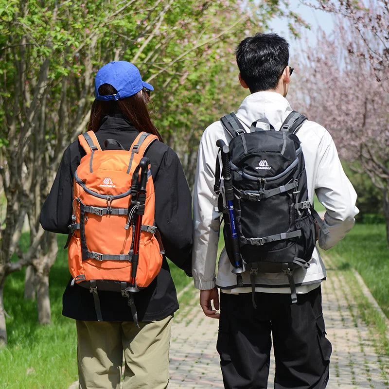 Hydration Backpack – 30L Lightweight Outdoor Daypack