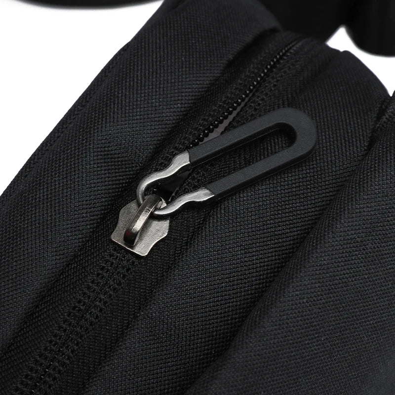 Men's Waterproof Running Waist Bag – Minimalist & Stylish