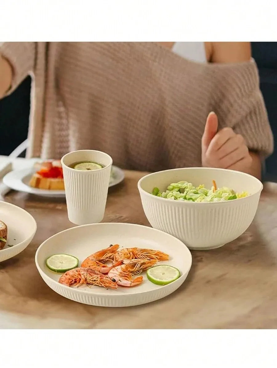 Plastic Camping Dinnerware Set – Reusable & Lightweight